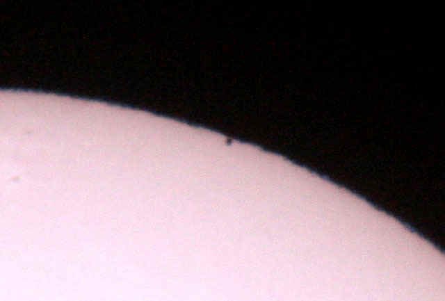 061109mercury_trans_yu-a.jpg (45264 bytes)
